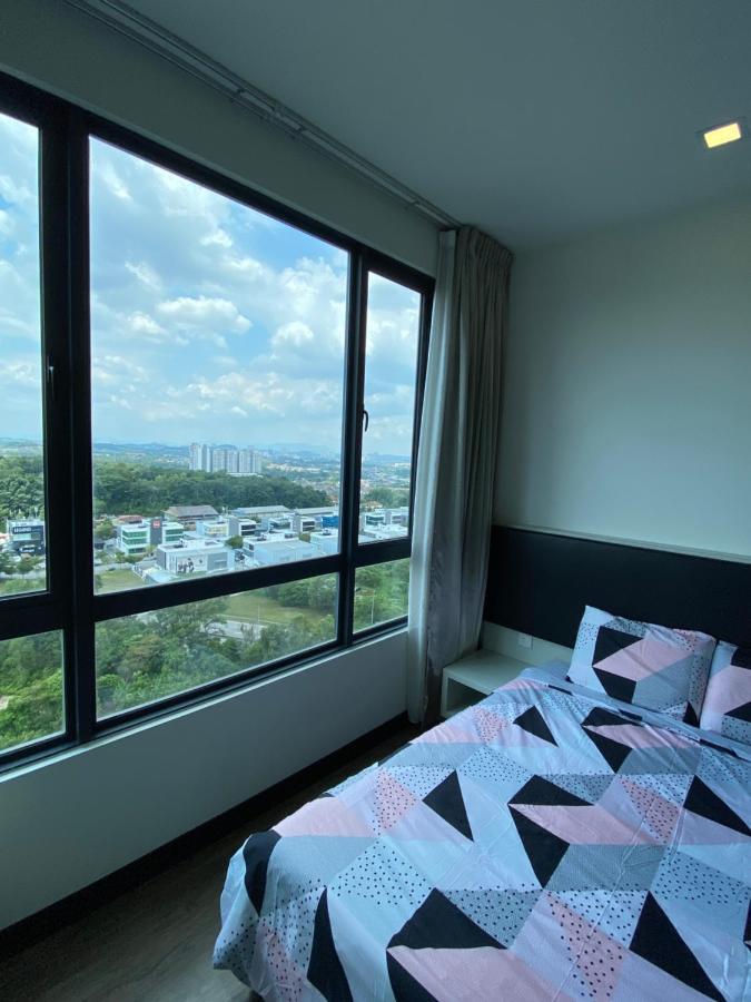 Landmark Residence 2, Studio For 2 Pax, High Floor, Nice View, Free Parking, Budget Stay Каджанг Экстерьер фото