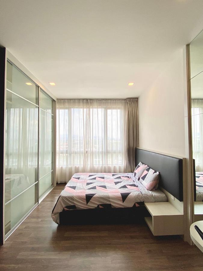 Landmark Residence 2, Studio For 2 Pax, High Floor, Nice View, Free Parking, Budget Stay Каджанг Экстерьер фото
